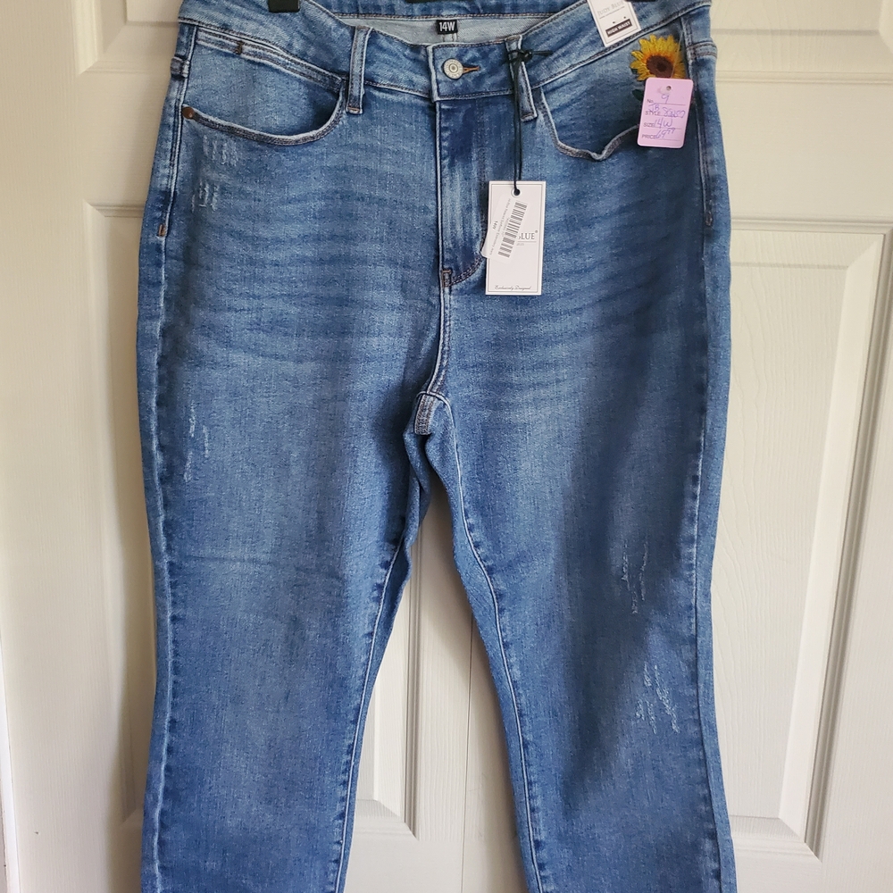 Judy Blue Women's Sunflower Embroidered Blue Jeans Size 14W